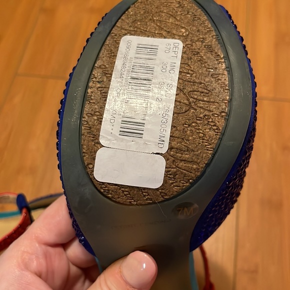 Gianni Bini Heels - Picture 4 of 4